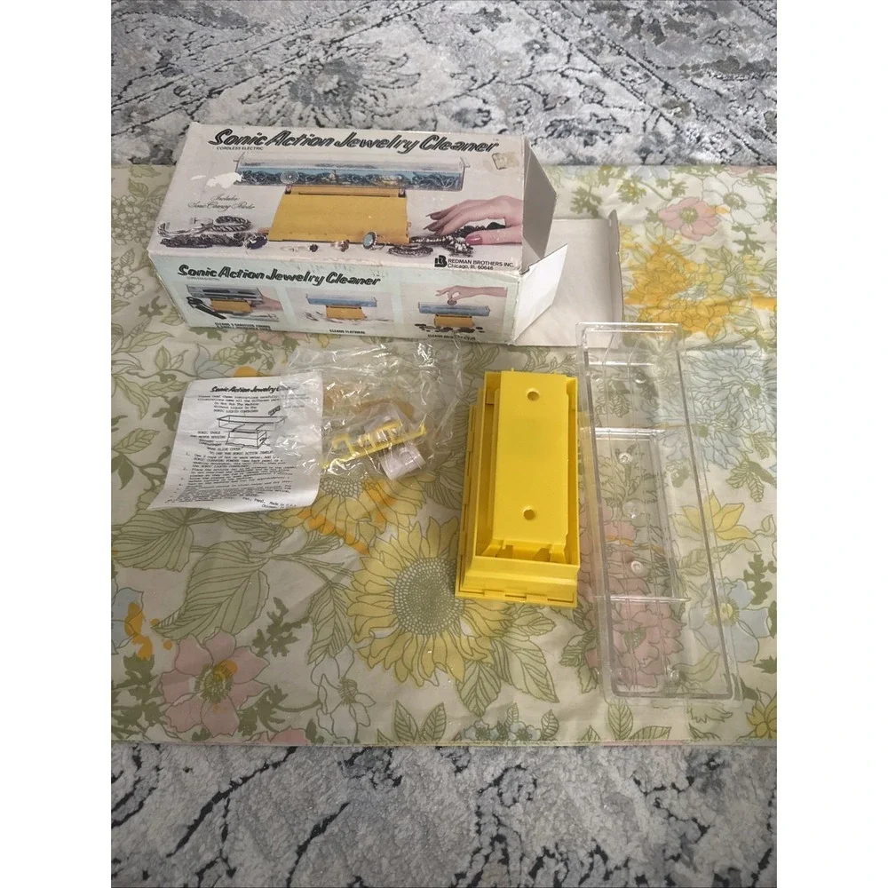 Vintage SONIC Action Jewelry Cleaner - 2 Capsules Of Cleaner Appears Unused